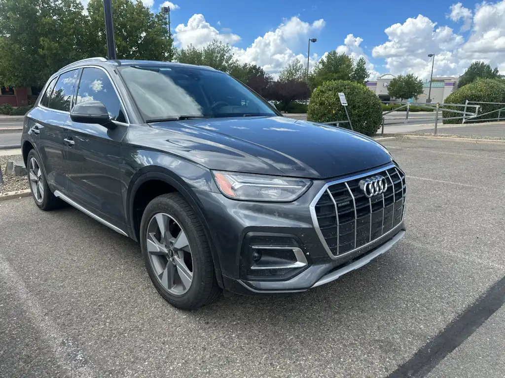 2023 Audi Q5 40 Premium Plus's photo