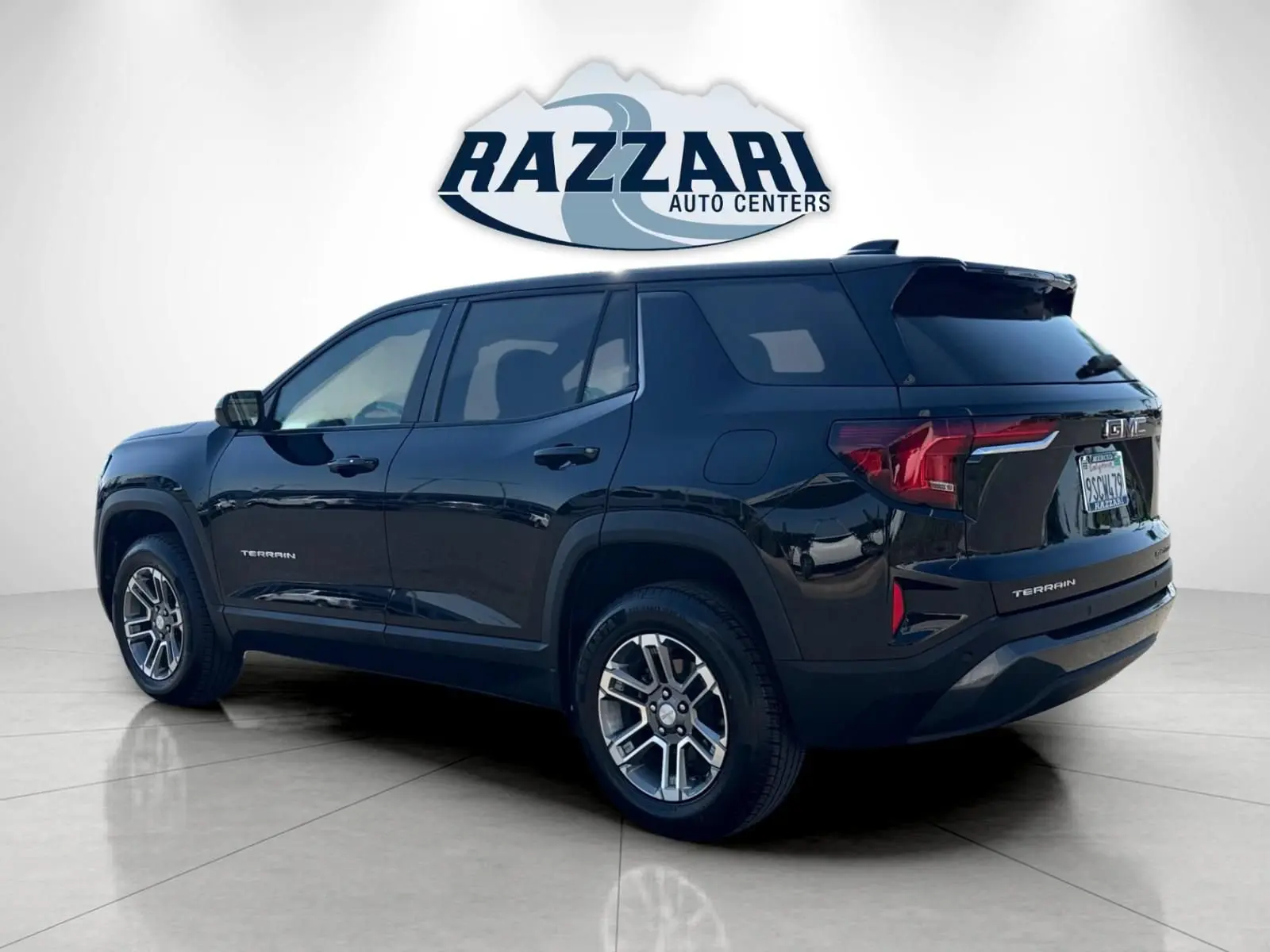 2025 GMC Terrain Elevation FWD photo 5