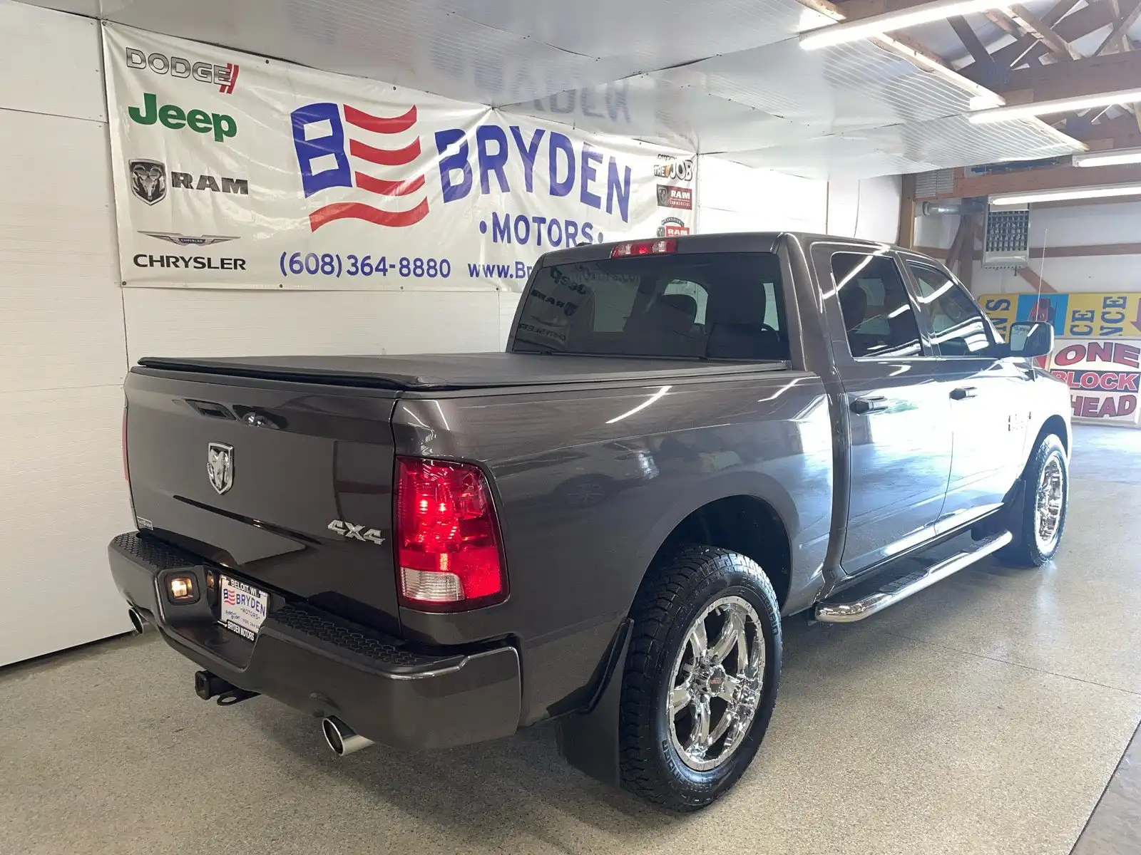 2014 RAM 1500 Express 4x4 Crew Cab's photo