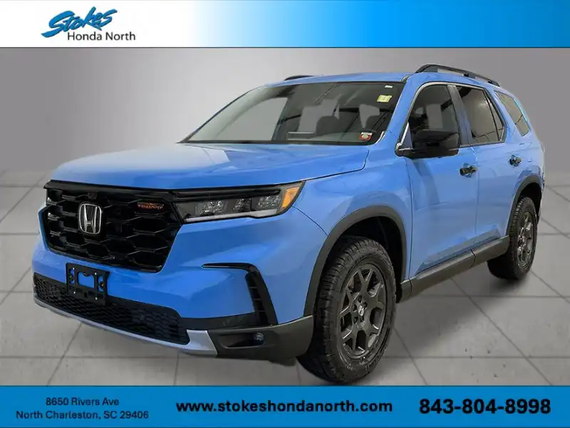 2025 Honda Pilot TrailSport AWD's photo