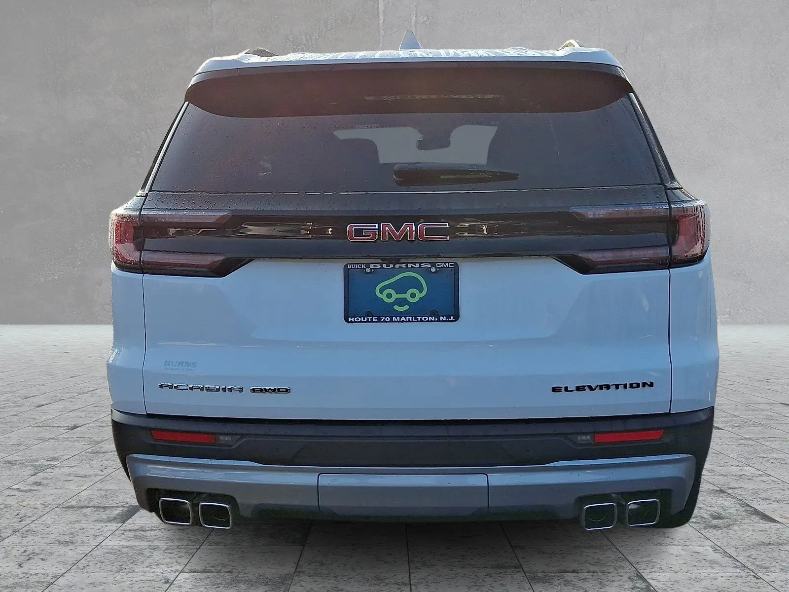 2024 GMC Acadia Elevation AWD photo 5