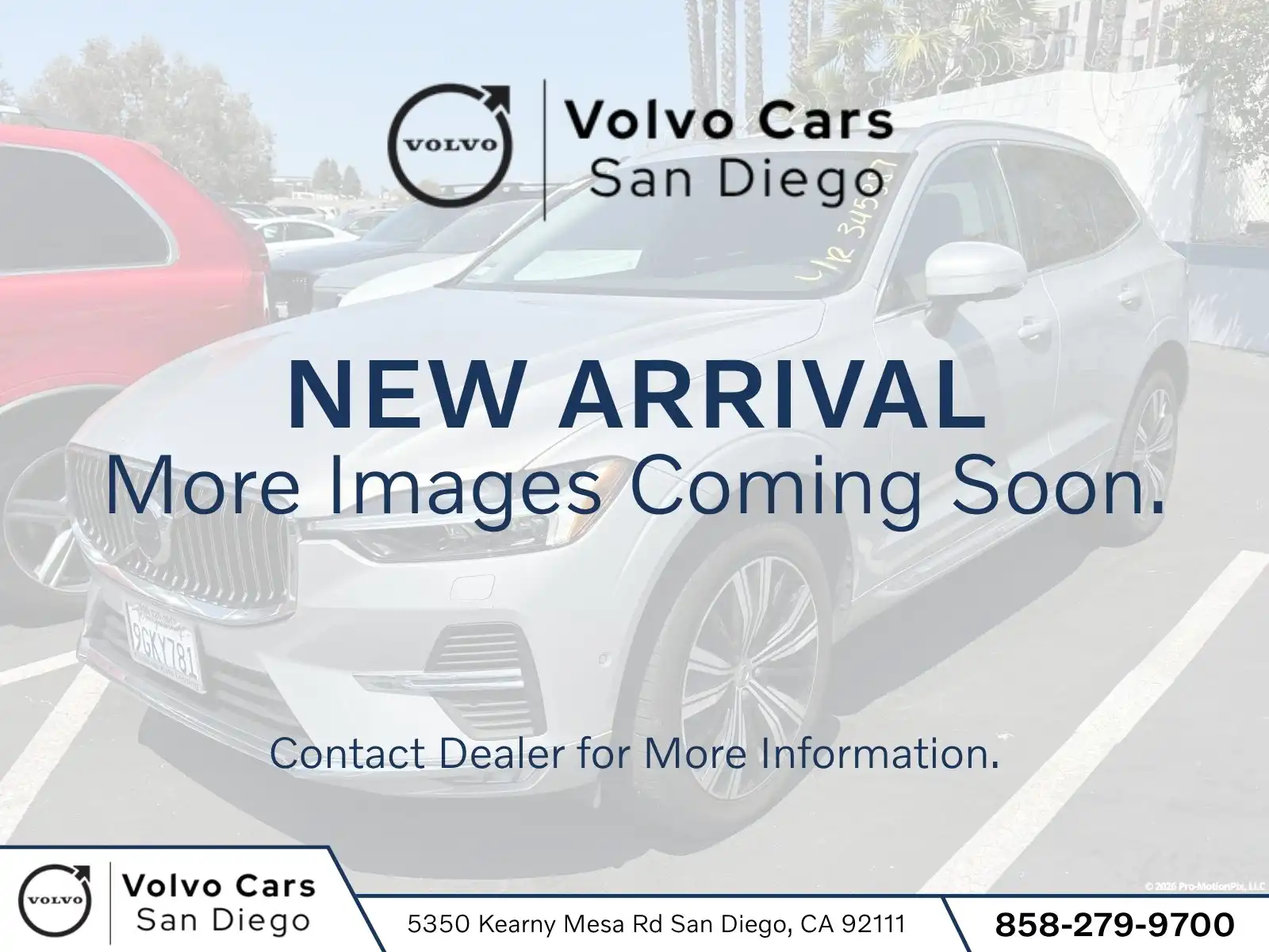 2023 Volvo XC60 B5 Plus Bright Theme AWD's photo