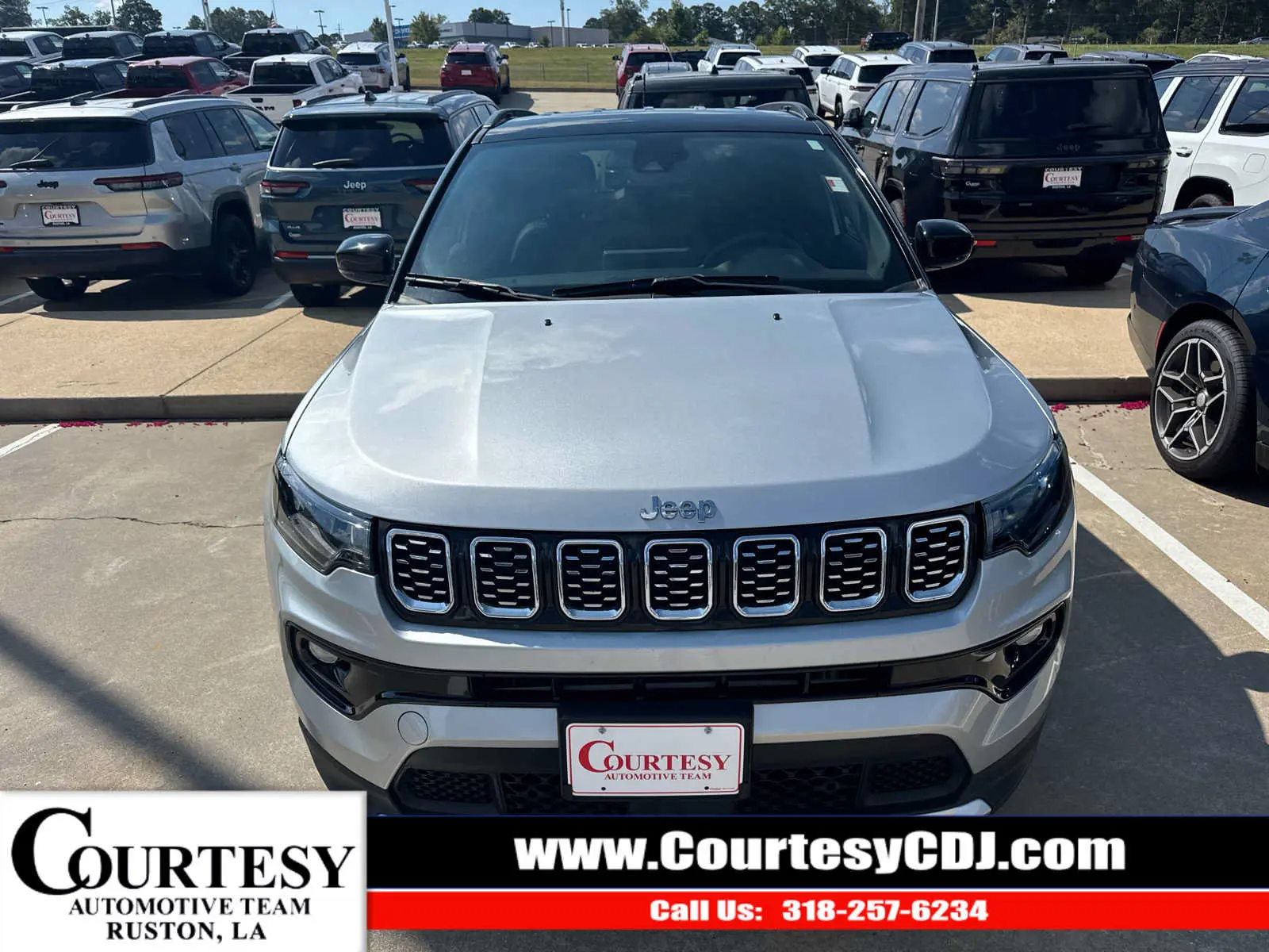 2025 Jeep Compass Limited 4WD photo 3