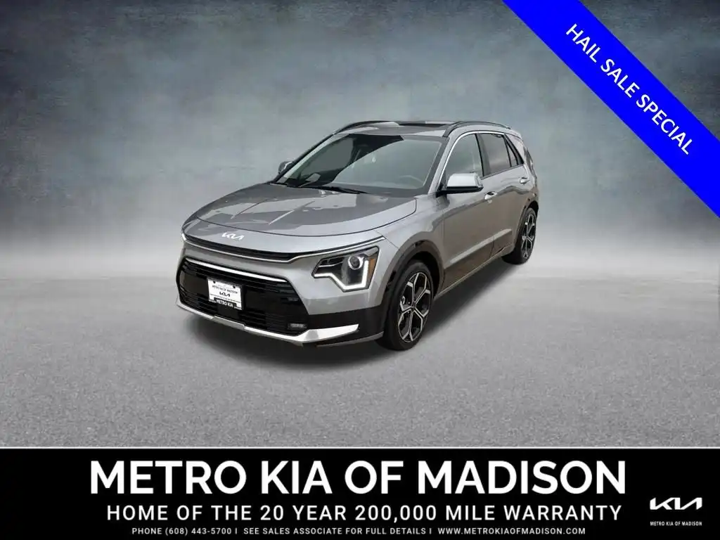 2025 Kia Niro EX Touring HEV's photo