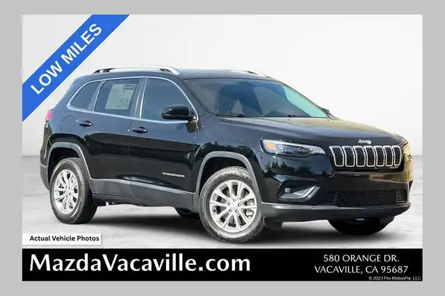 2019 Jeep Cherokee Latitude 4WD's photo