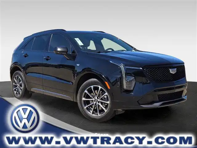 2024 Cadillac XT4 Sport's photo