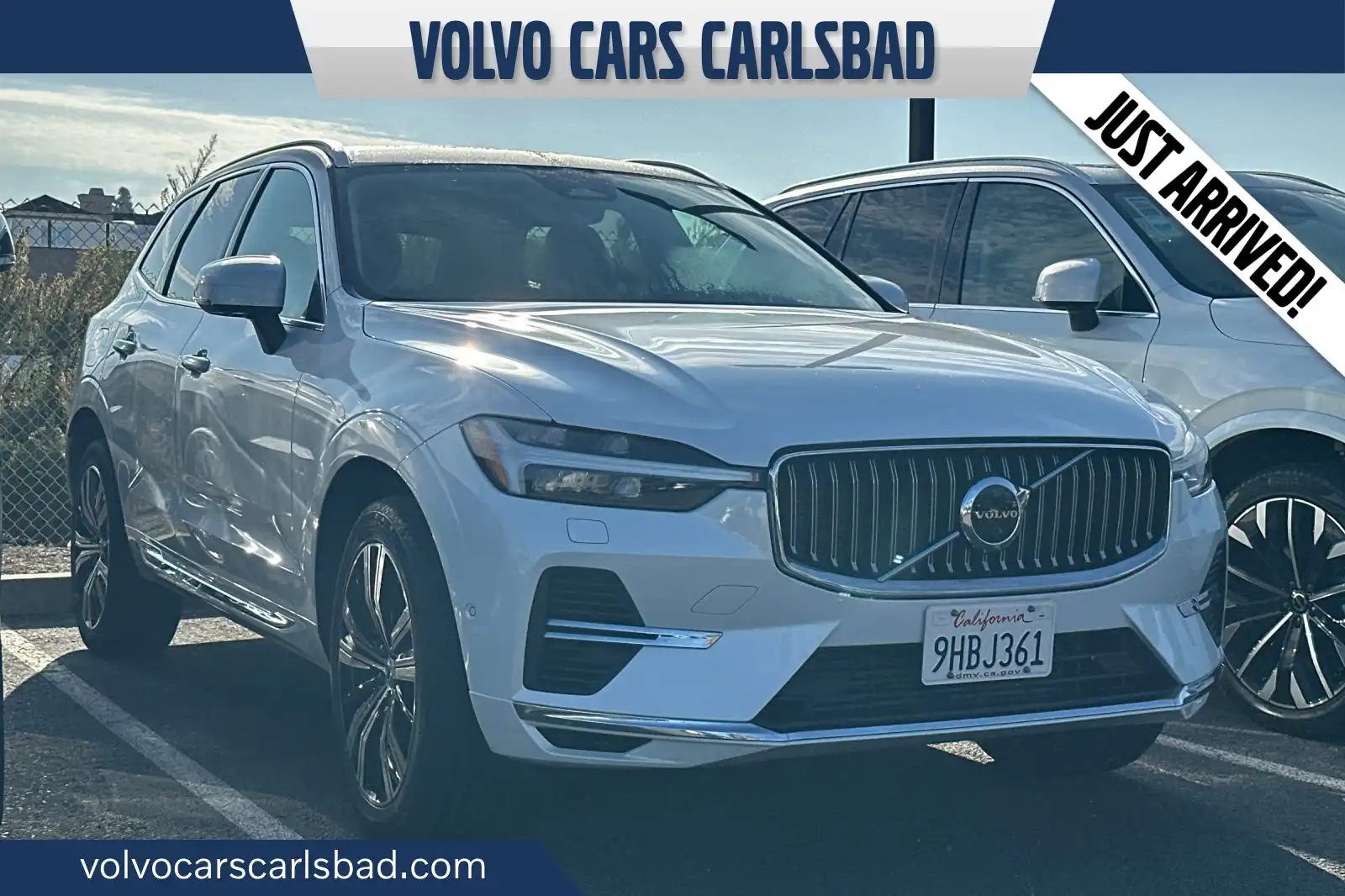 2023 Volvo XC60 T8 Plus Bright Theme AWD's photo