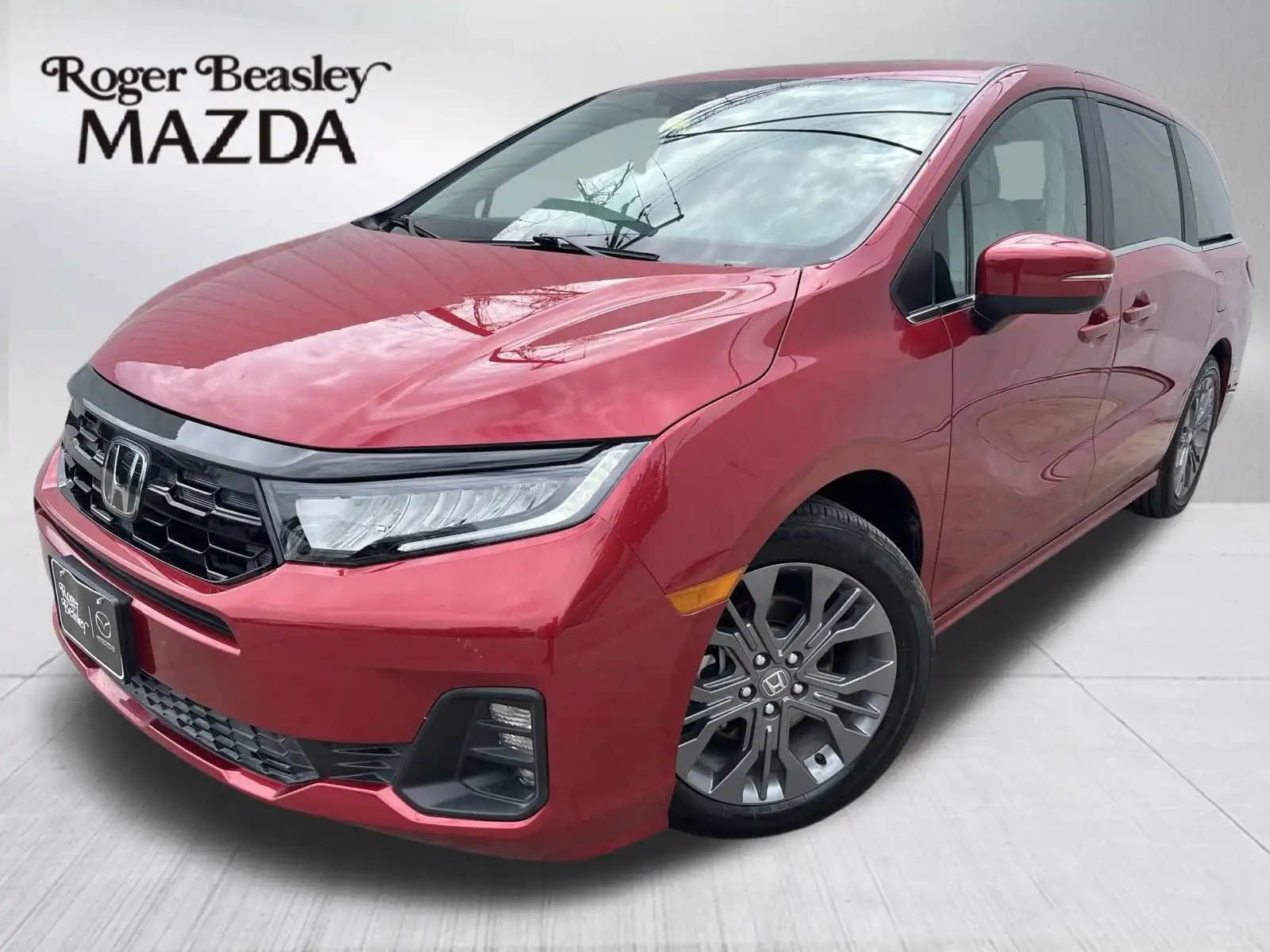2025 Honda Odyssey Touring's photo