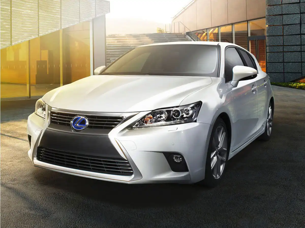 2014 Lexus CT 200h 200h's photo