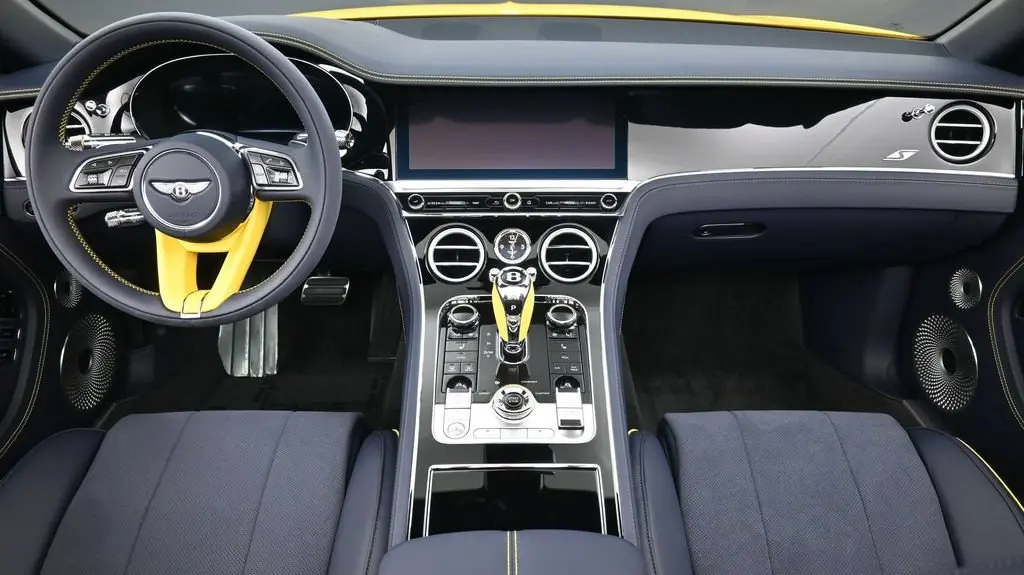 2026 Bentley Continental GT undefined photo 4