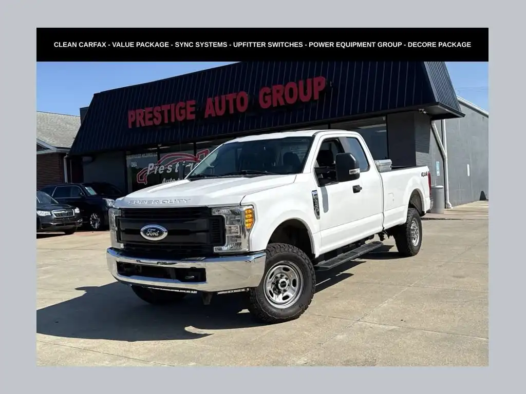 2017 Ford F-250 XL 4x4 SuperCab 8' Box's photo