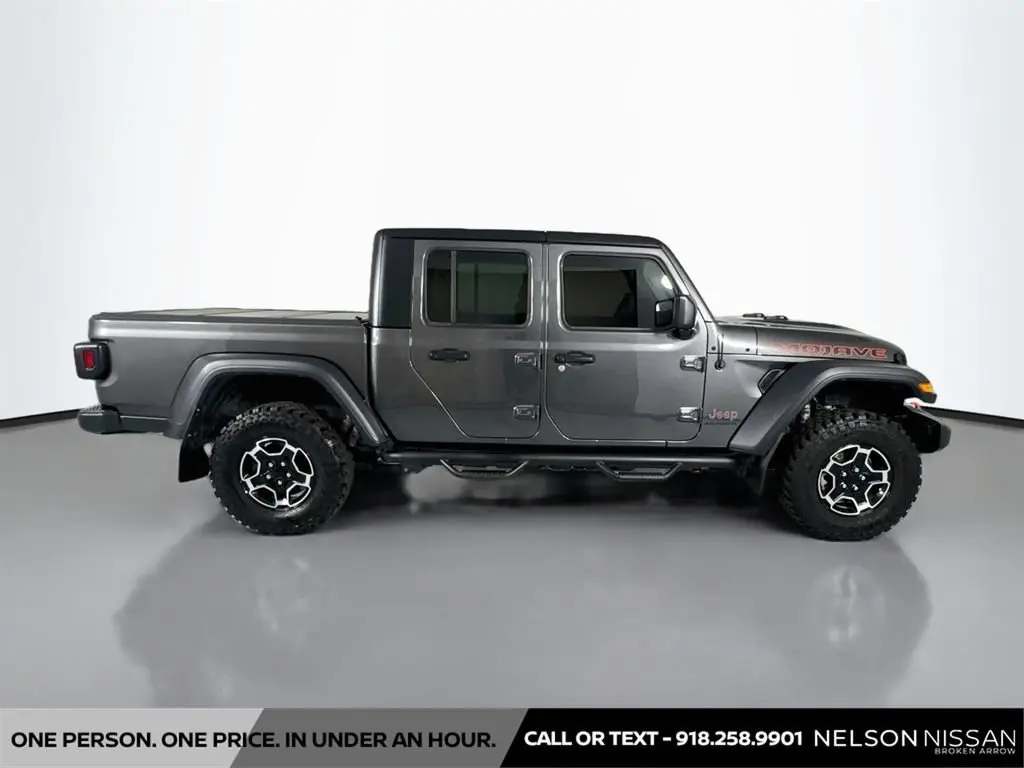 2023 Jeep Gladiator Mojave photo 4