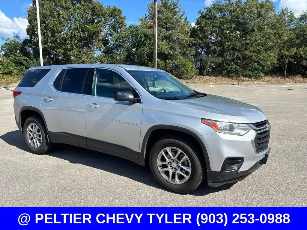2018 Chevrolet Traverse LS FWD's photo