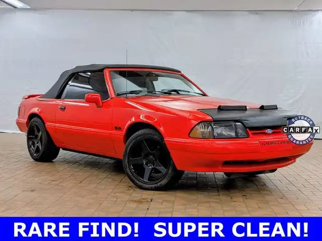 1992 Ford Mustang's photo