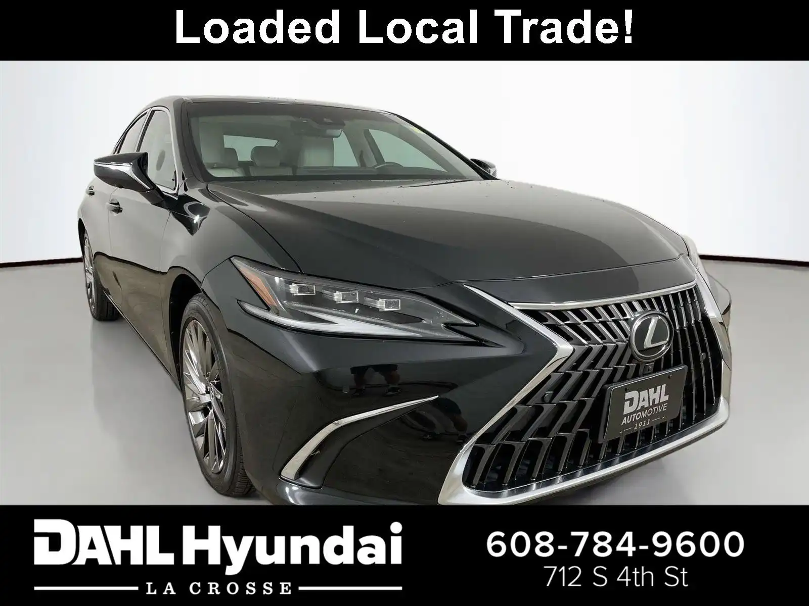 2024 Lexus ES 300h 300h Ultra Luxury's photo