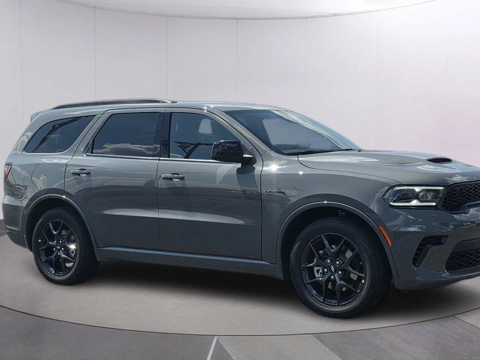 2027 Dodge Durango HEMI V8 GT AWD photo 3