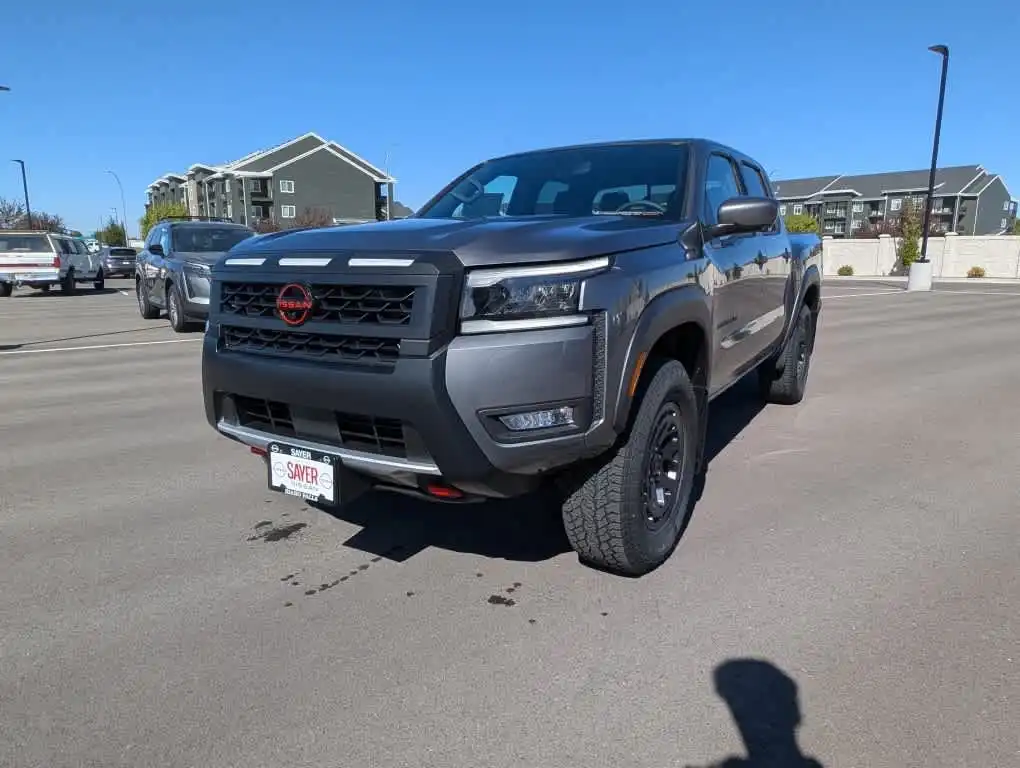 2027 Nissan Frontier PRO-4X Crew Cab 4WD's photo