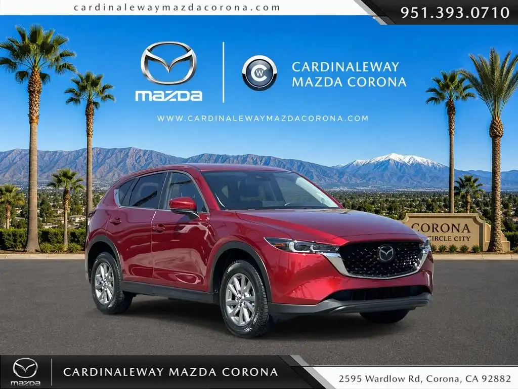 2022 Mazda CX-5 S Preferred package Auto AWD's photo