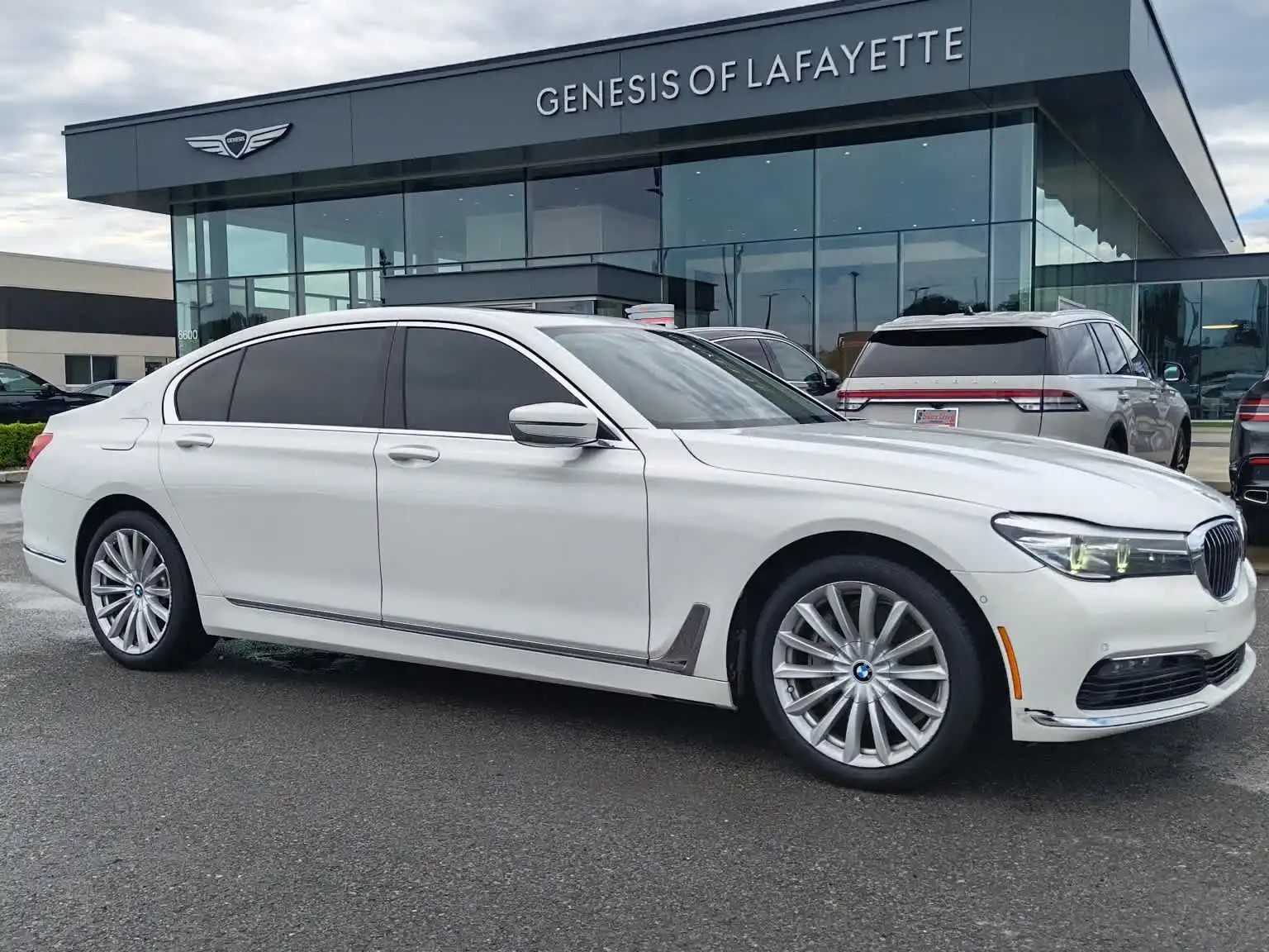 2018 BMW 7 Series 740i Sedan's photo