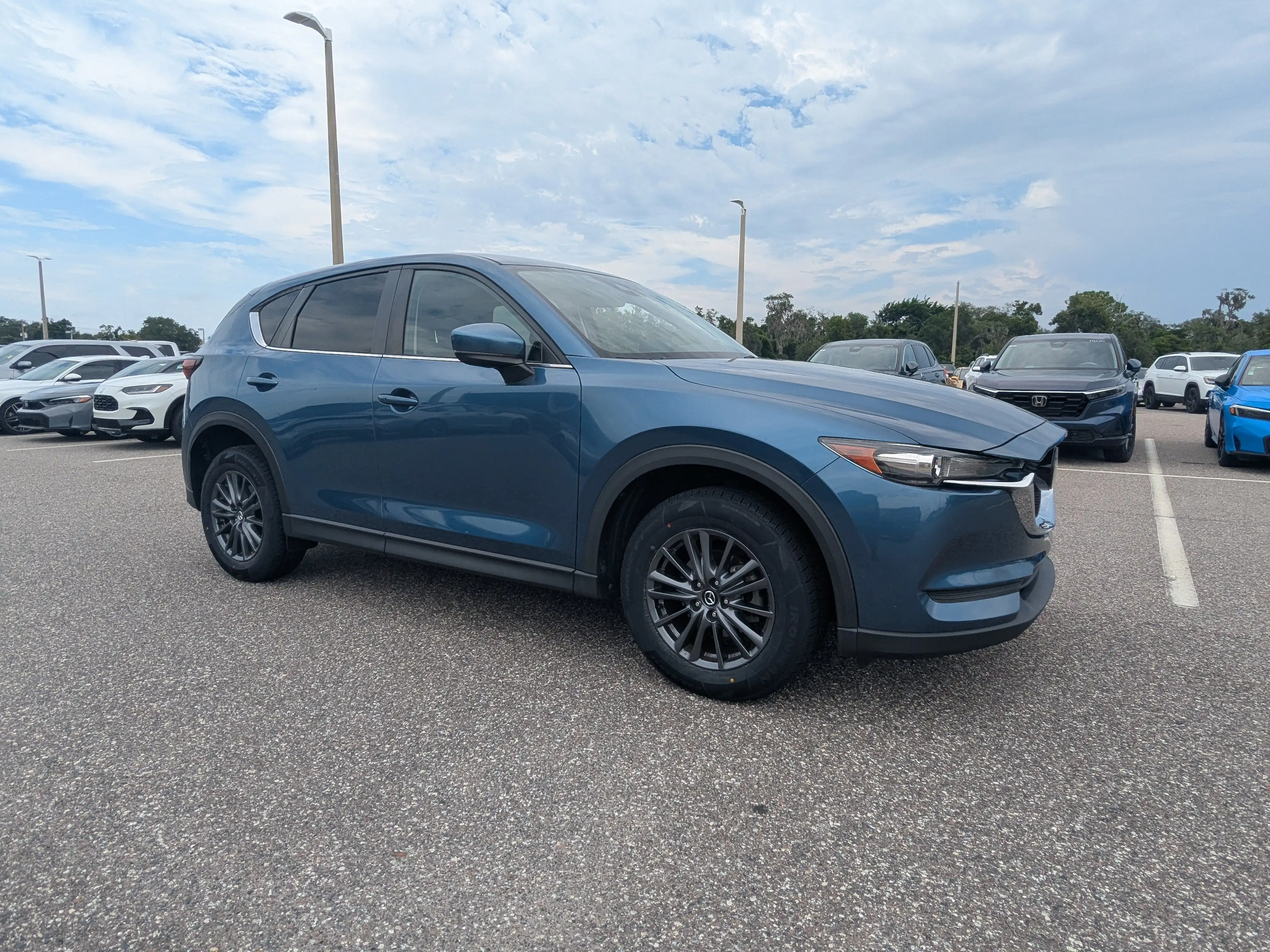 2021 Mazda CX-5 Touring Auto's photo
