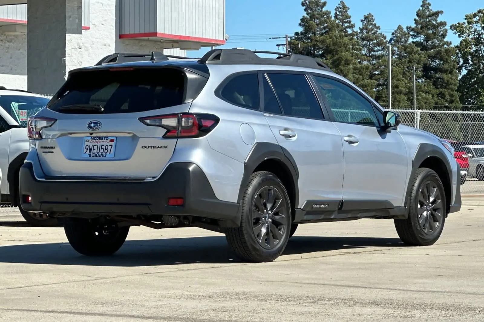 2025 Subaru Outback Onyx Edition photo 3