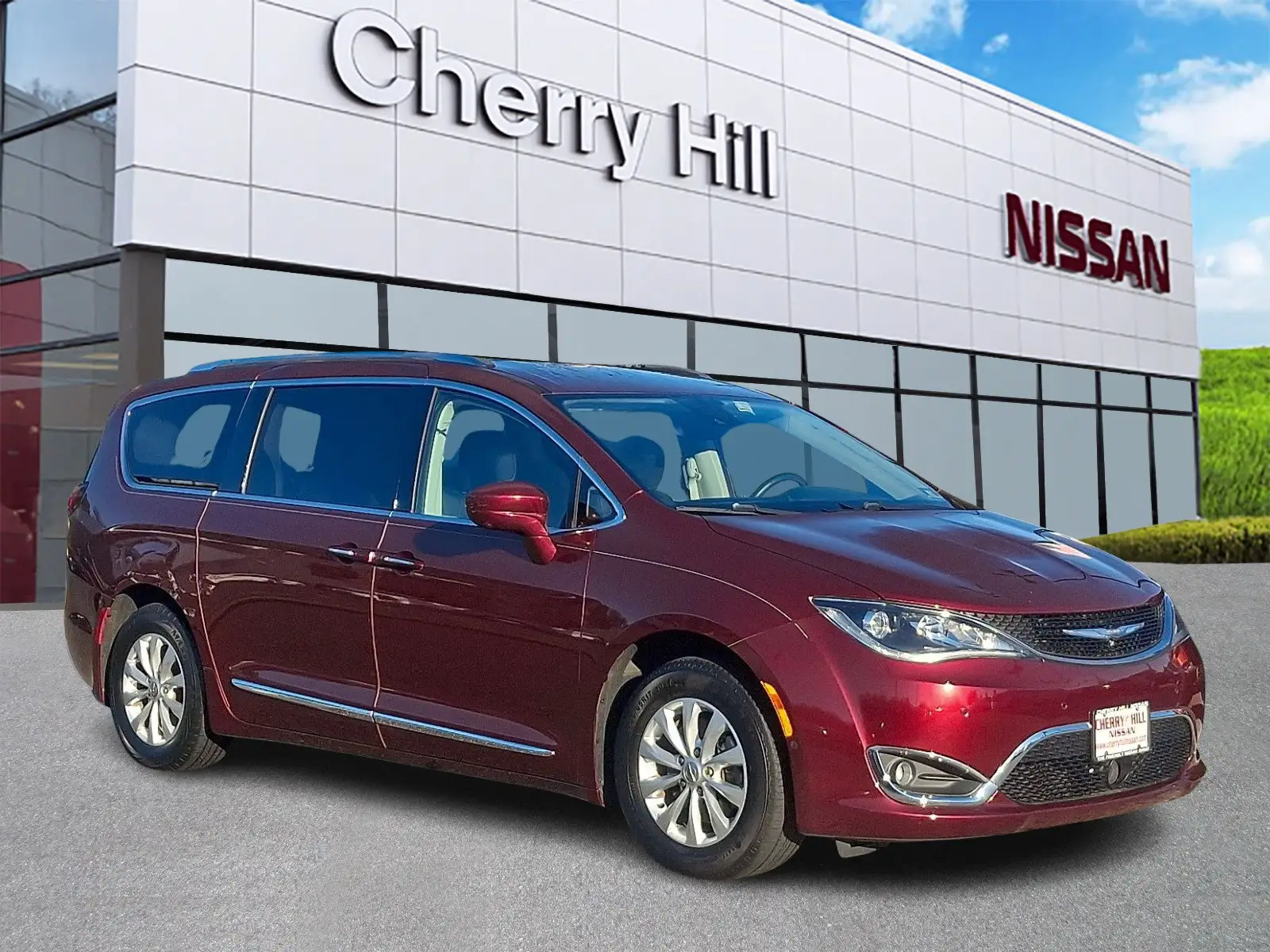 2018 Chrysler Pacifica Touring L photo 1