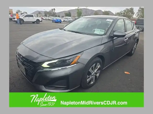 2023 Nissan Altima 2.5 S's photo