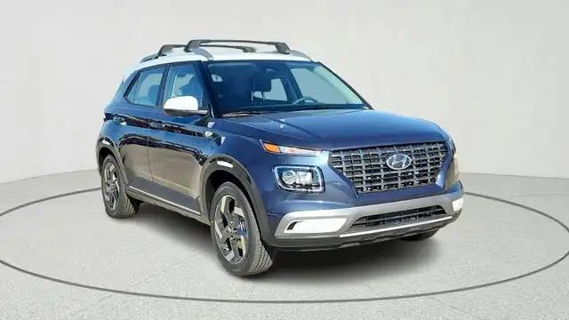 2026 Hyundai Venue SEL w/ 2-Tone Roof IVT's photo