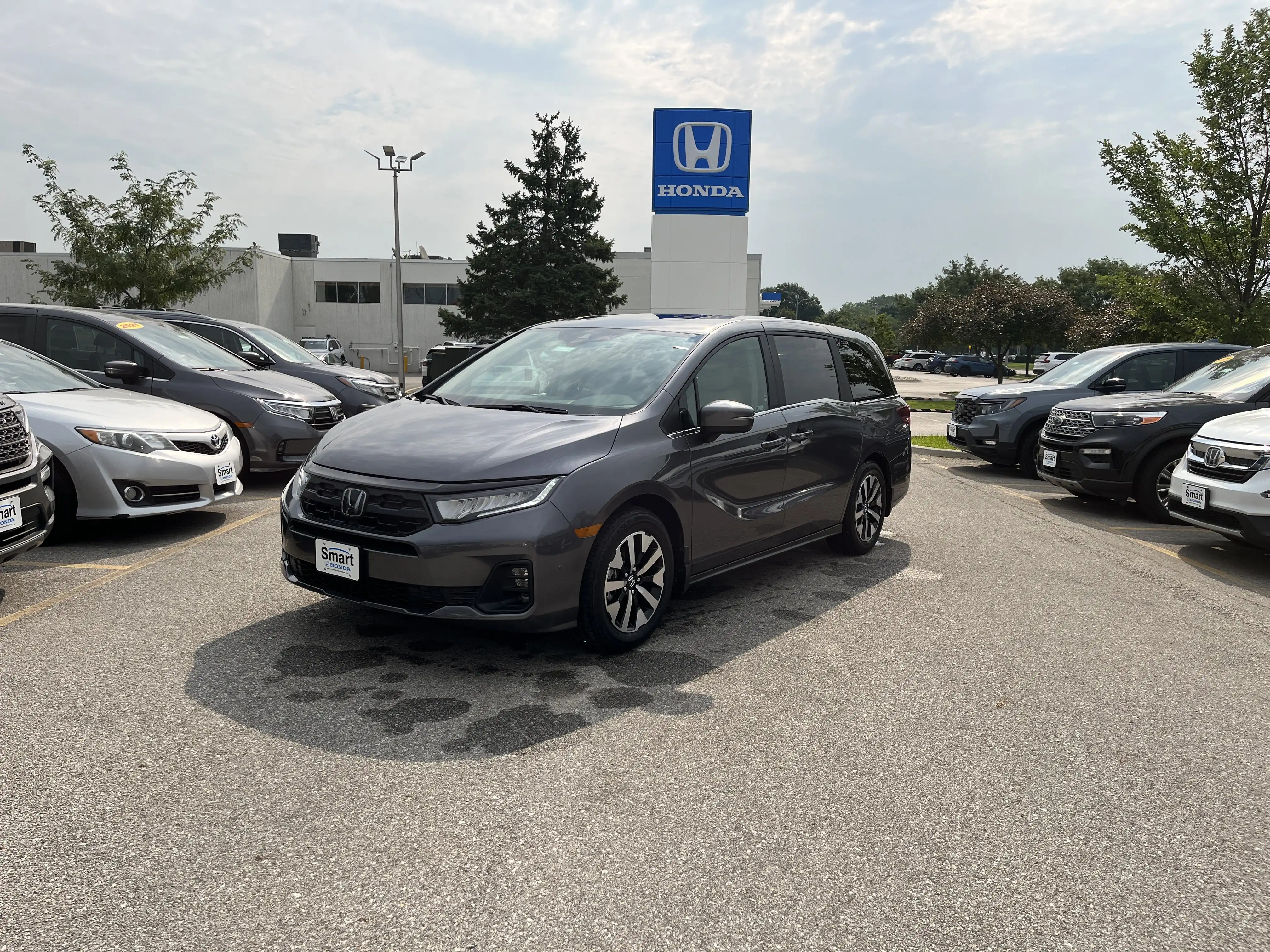 2026 Honda Odyssey EX-L's photo