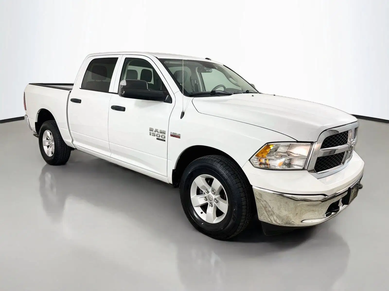 2023 RAM 1500 Classic Tradesman 4x4 Crew Cab 5'7's photo