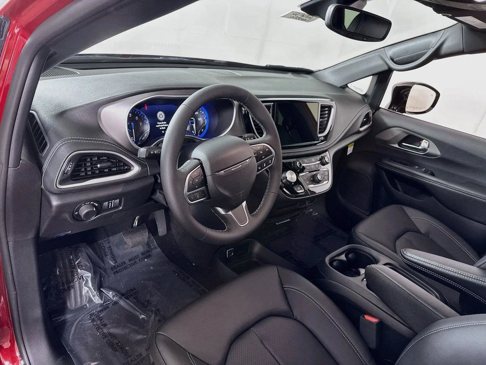 2027 Chrysler Pacifica Select AWD photo 3