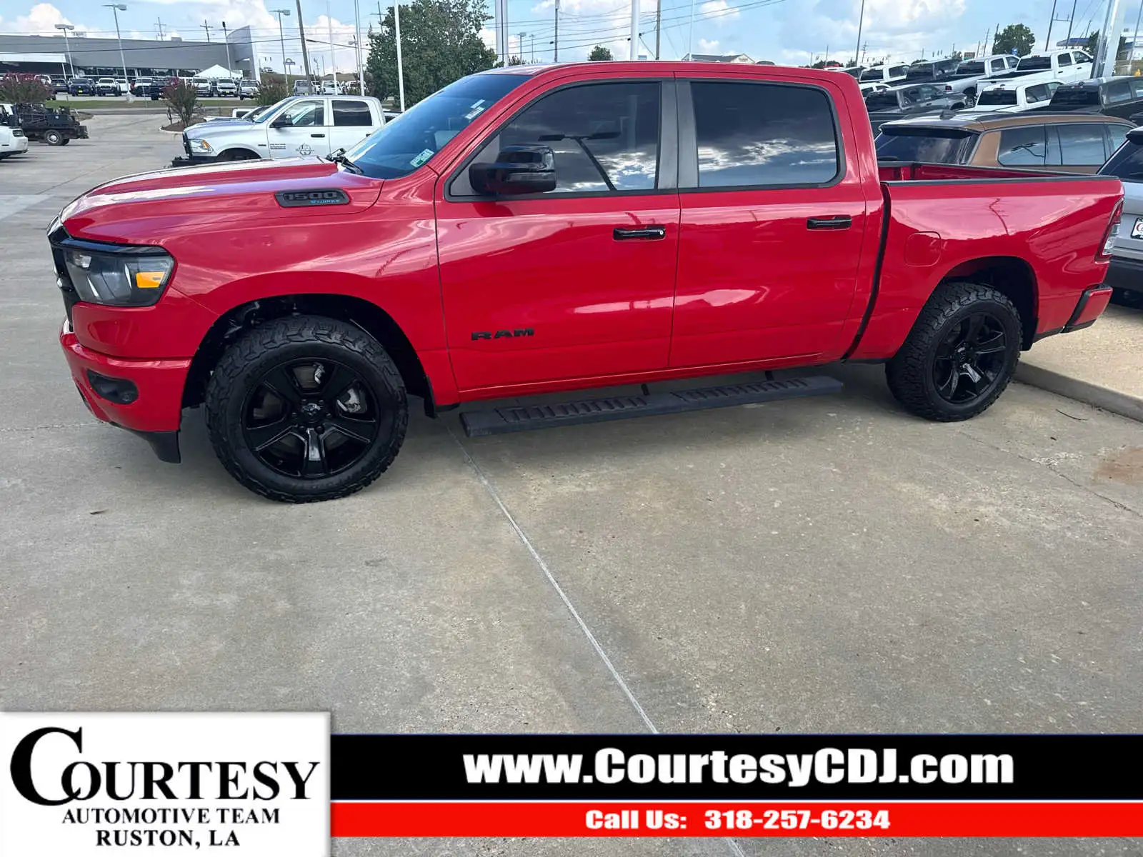 2023 RAM 1500 Big Horn/Lone Star 4WD Crew Cab 5'7's photo
