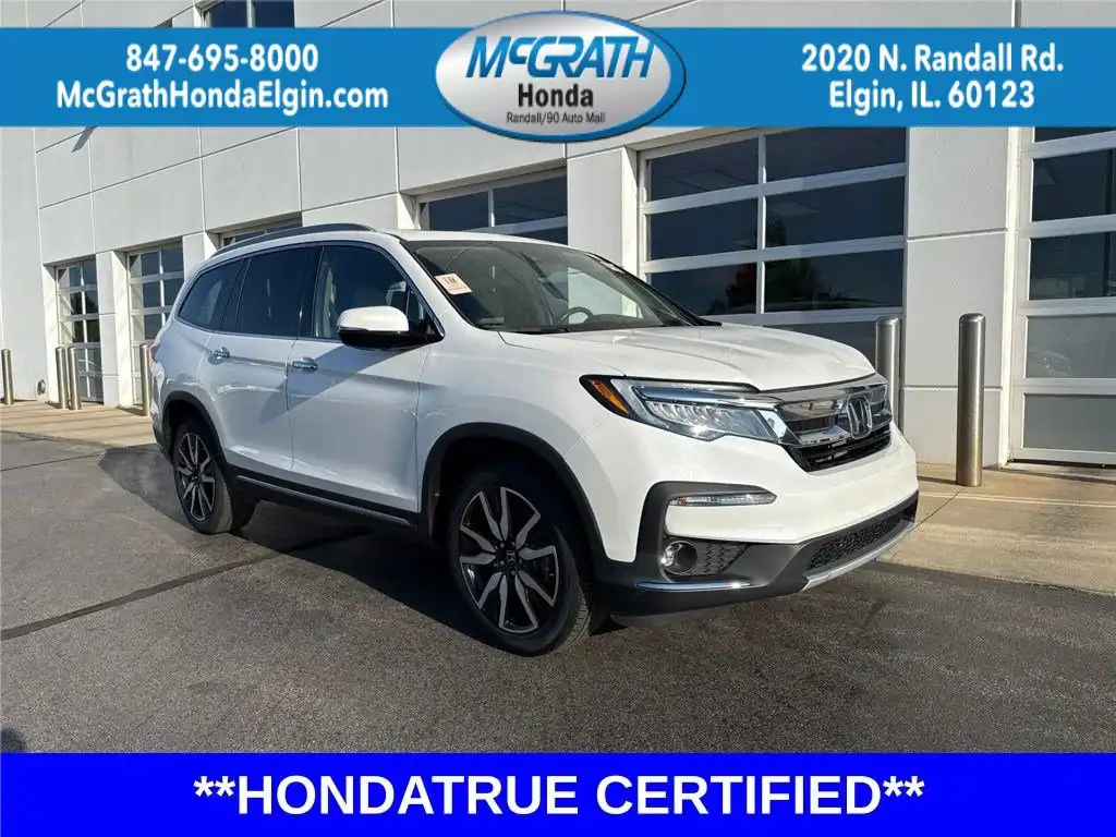 2022 Honda Pilot Touring AWD 7's photo