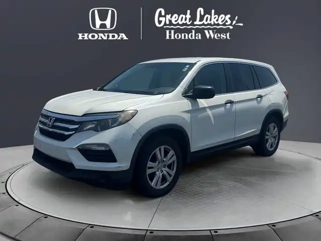 2017 Honda Pilot 2WD LX's photo