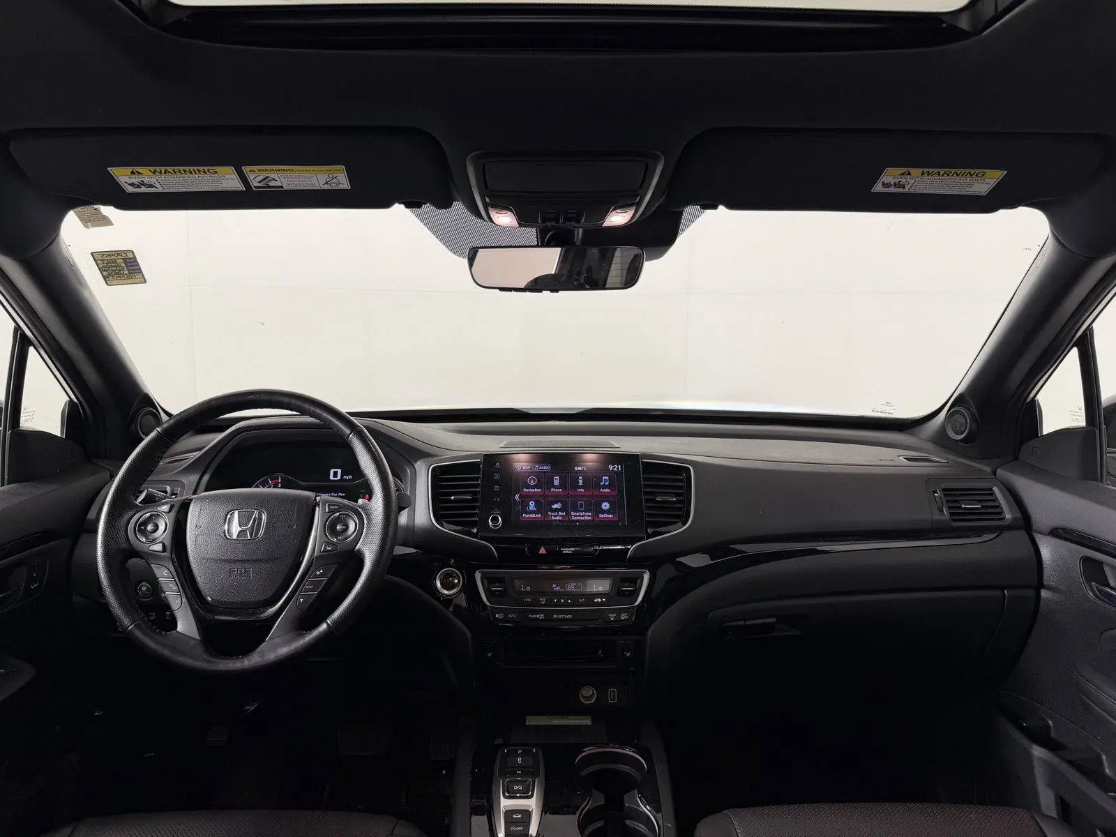 2023 Honda Ridgeline Black Edition photo 3