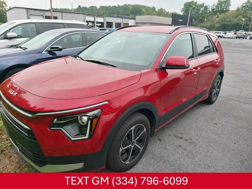 2025 Kia Niro EX HEV's photo