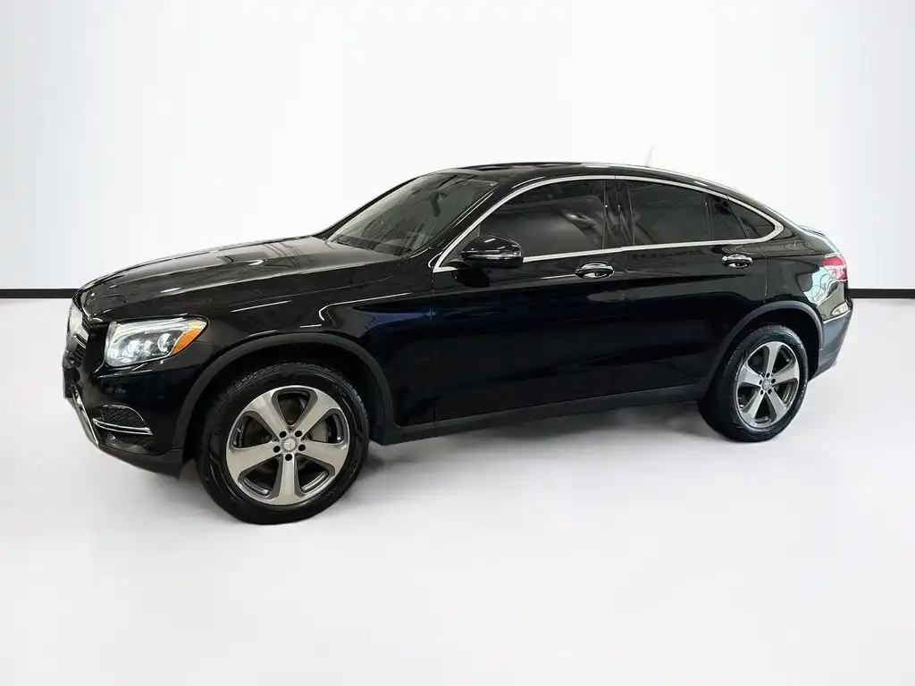 2017 Mercedes-Benz GLC GLC300 4MATIC's photo