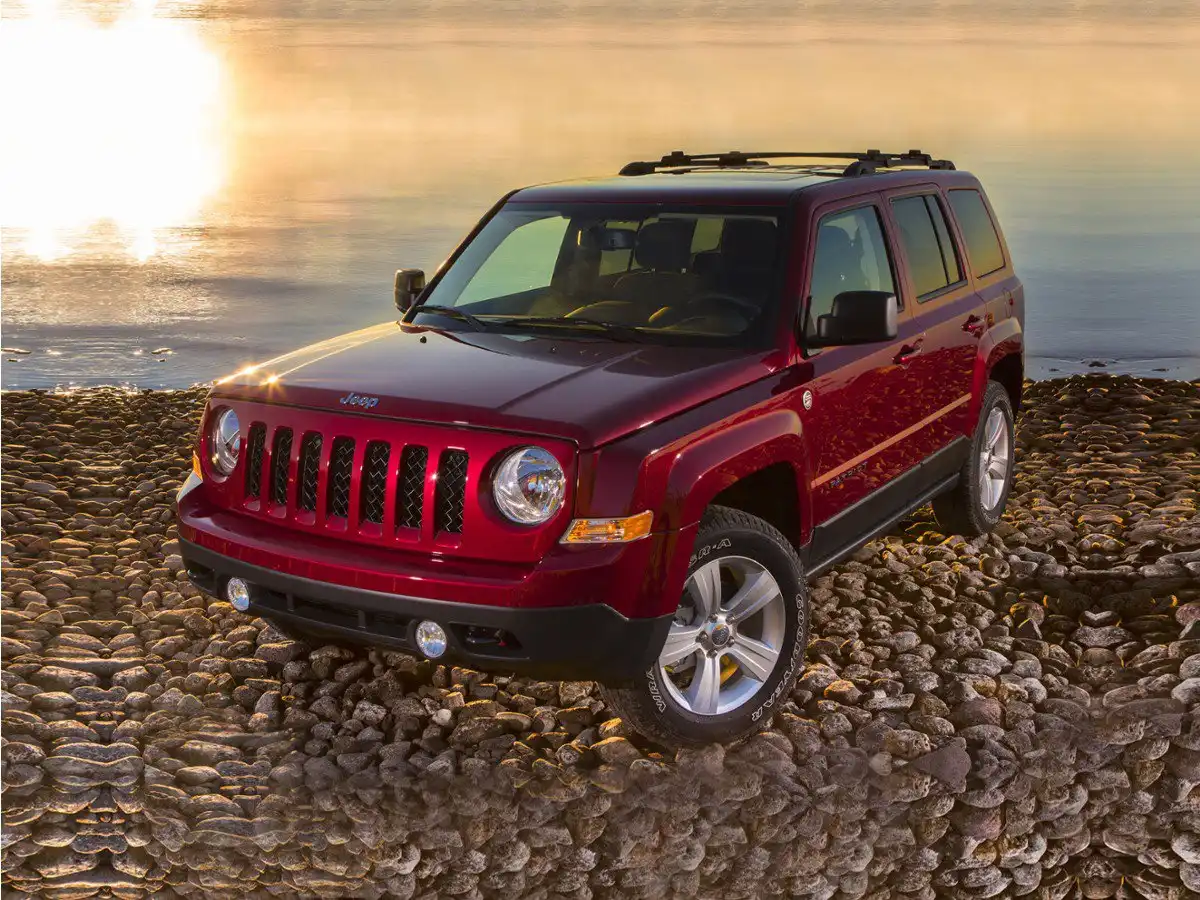 2016 Jeep Patriot High Altitude Edition's photo