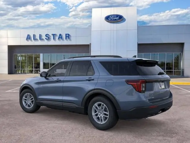 2026 Ford Explorer Active photo 4