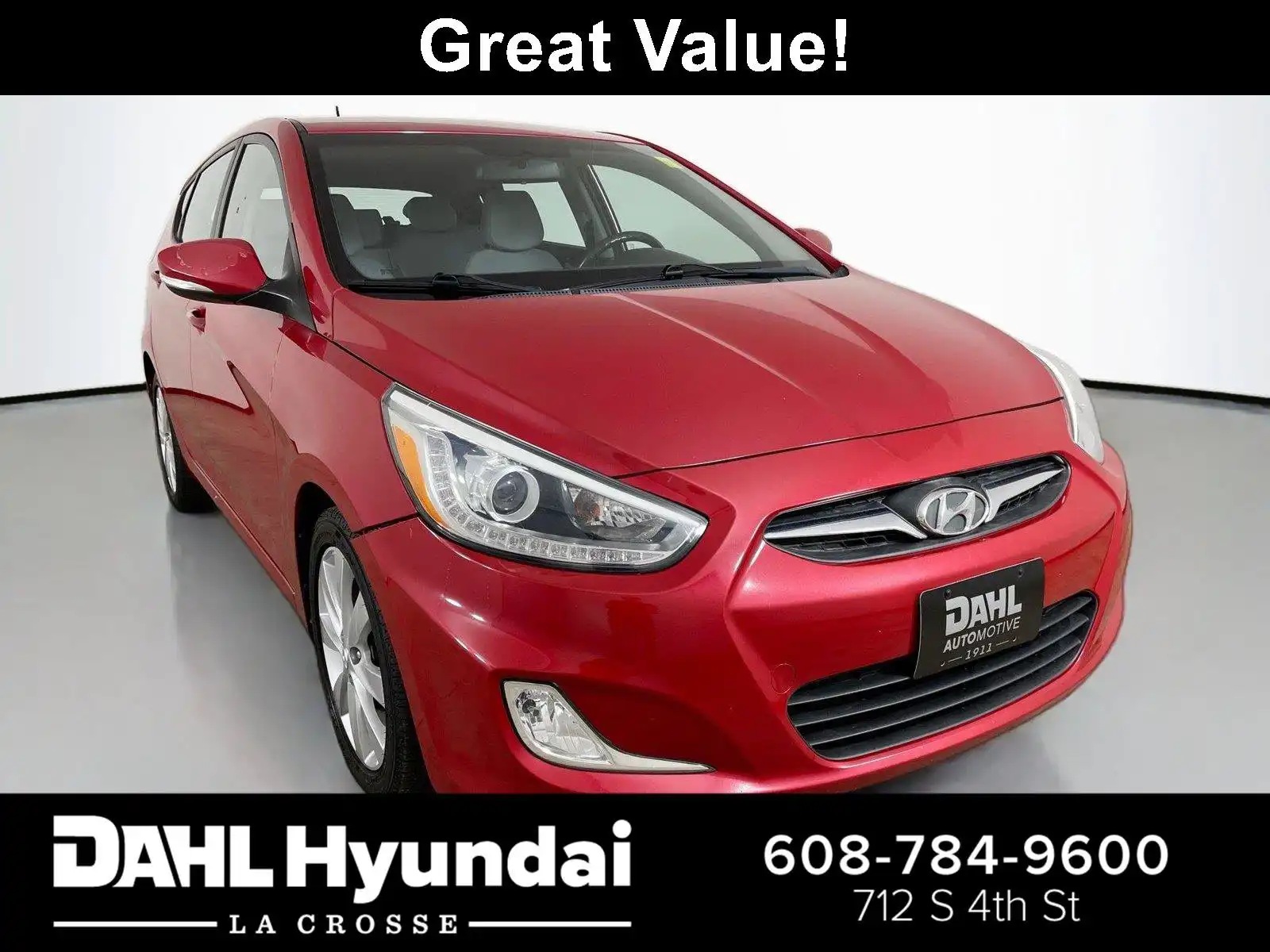 2014 Hyundai Accent SE 5-Door 6-Speed Automatic's photo