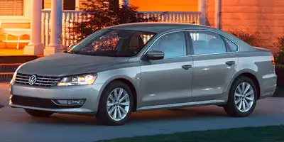 2012 Volkswagen Passat SE PZEV's photo