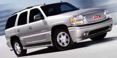 2004 GMC Yukon Denali's photo