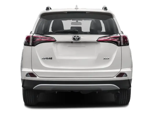 2016 Toyota RAV4 XLE photo 5