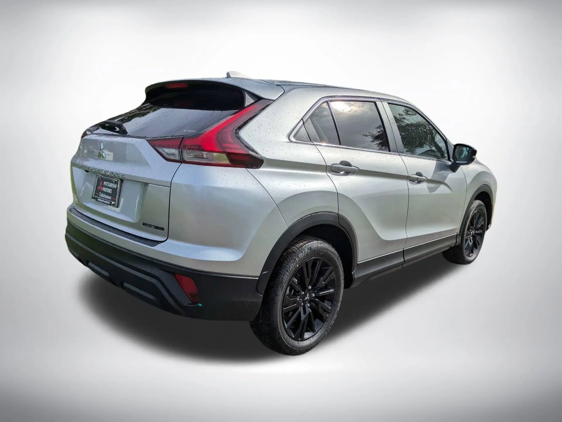 2026 Mitsubishi Eclipse Cross LE S-AWC photo 4