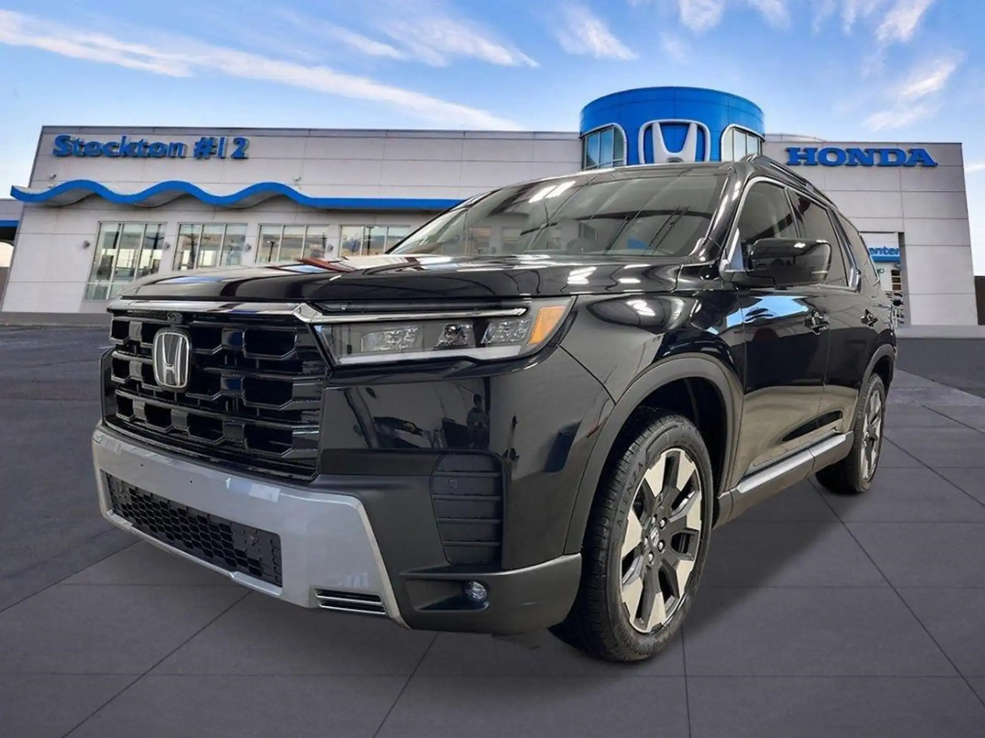 2026 Honda Pilot Touring AWD's photo