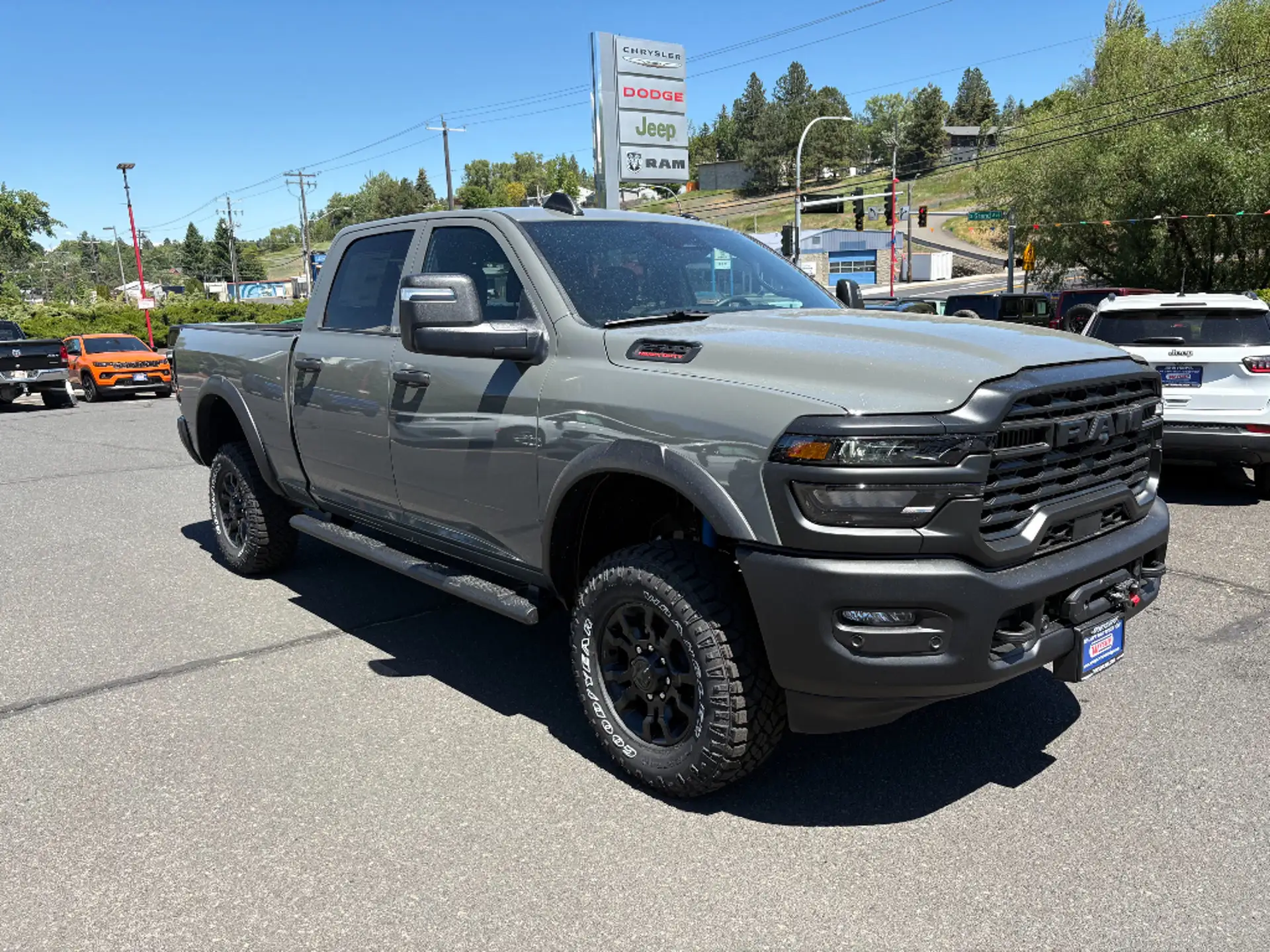 2026 RAM 2500 Tradesman 4X4 Crew Cab SWB's photo