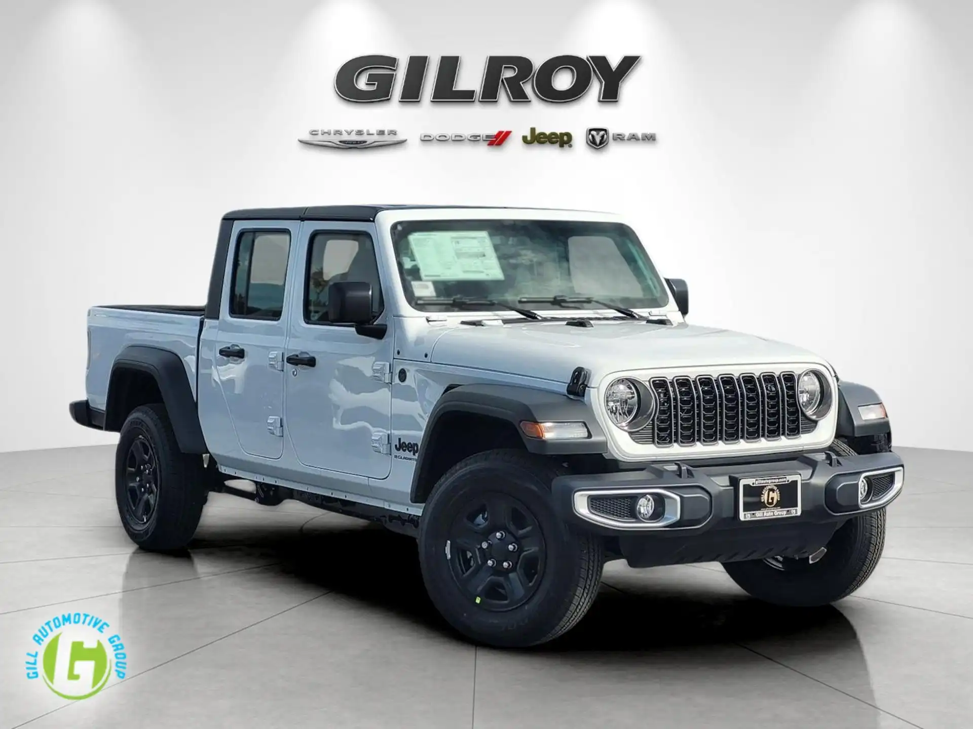 2026 Jeep Gladiator Sport Auto's photo