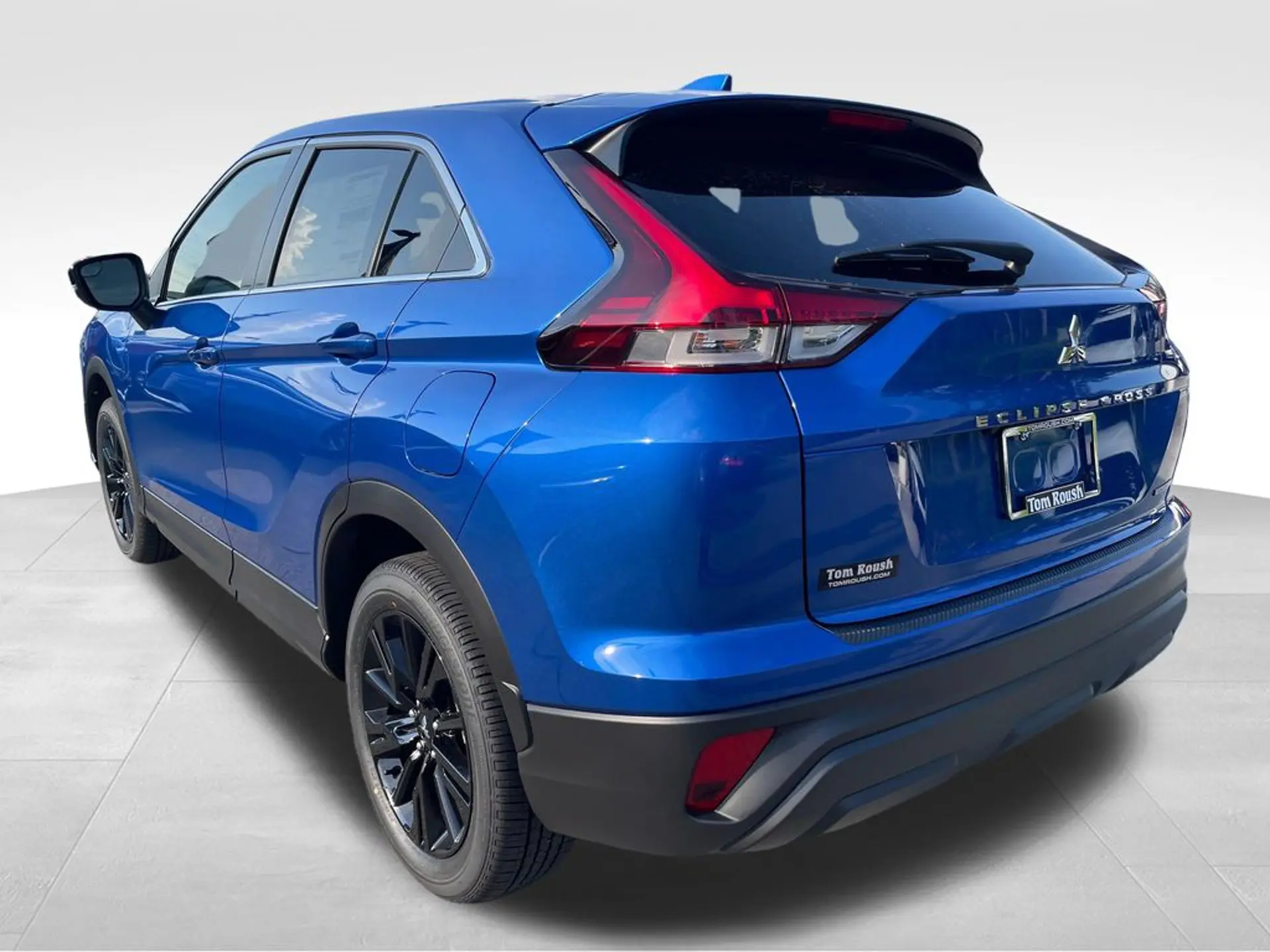 2026 Mitsubishi Eclipse Cross LE S-AWC photo 5