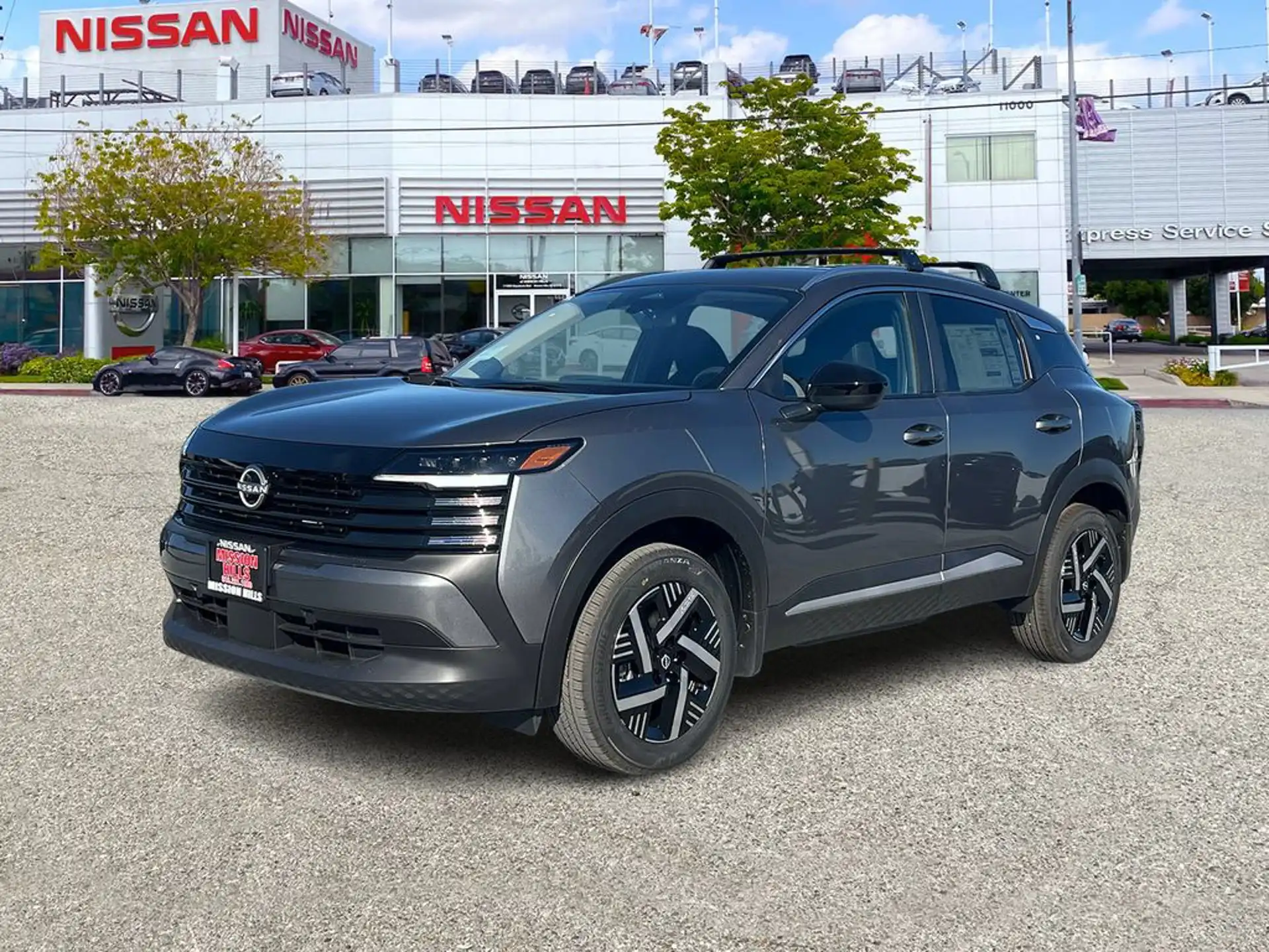 2026 Nissan Kicks 2.0 SV's photo