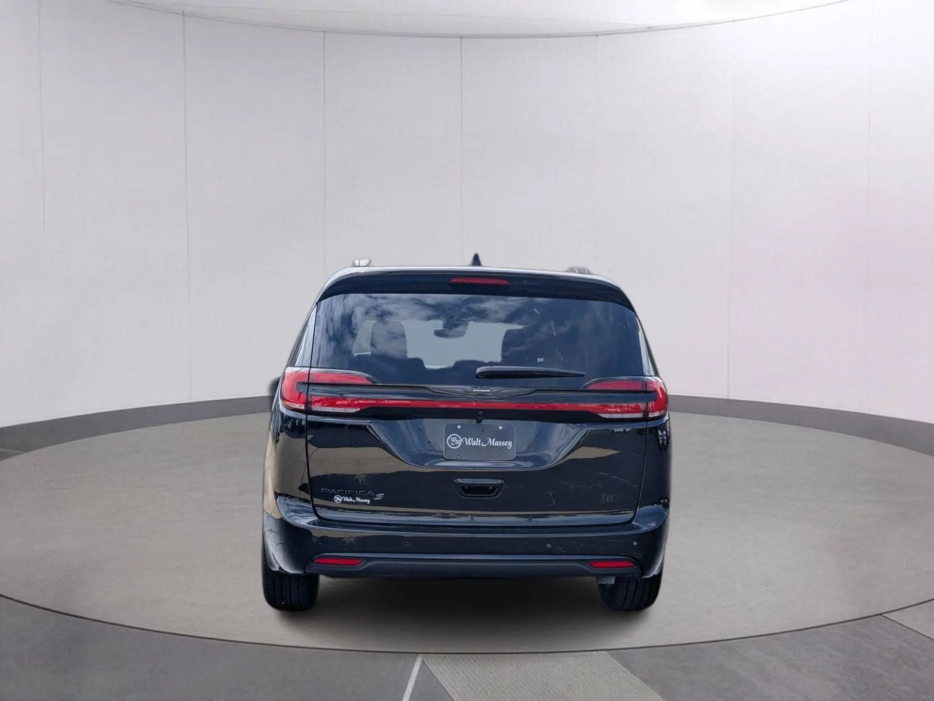 2026 Chrysler Pacifica Select photo 4
